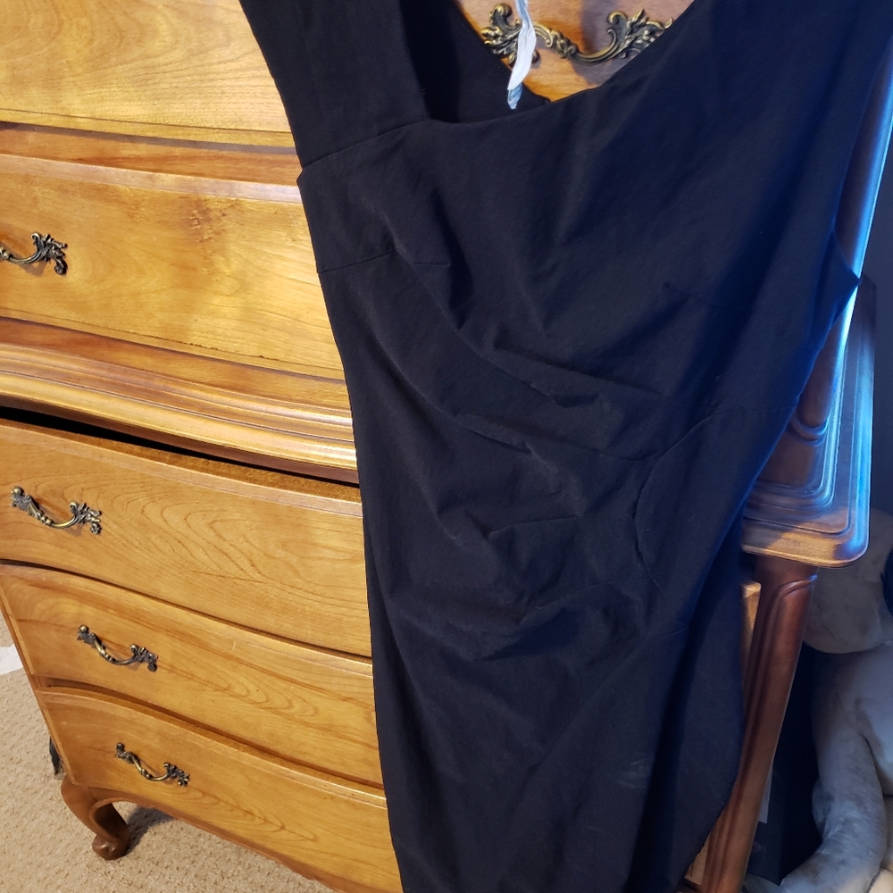 Dress - Picture 5 of 9